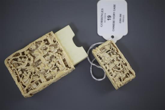 A Chinese export ivory card case, 19th century, 9.5cm